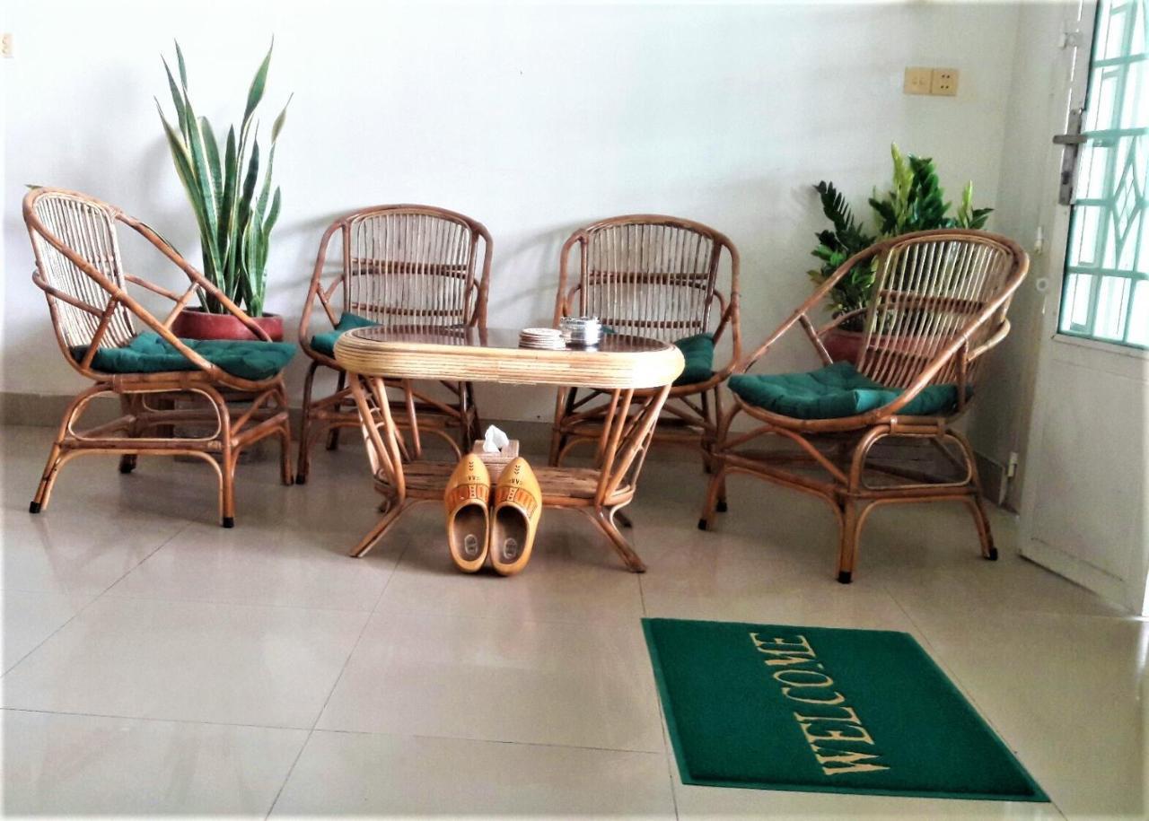 Bed & Breakfast Dutch Hosted B&b, Abc Phnom Penh