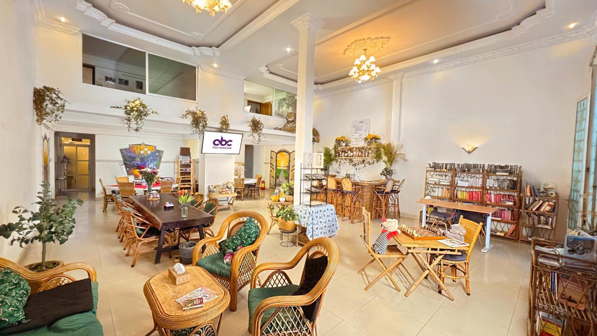 Dutch Hosted B&b, Abc 3* Phnom Penh
