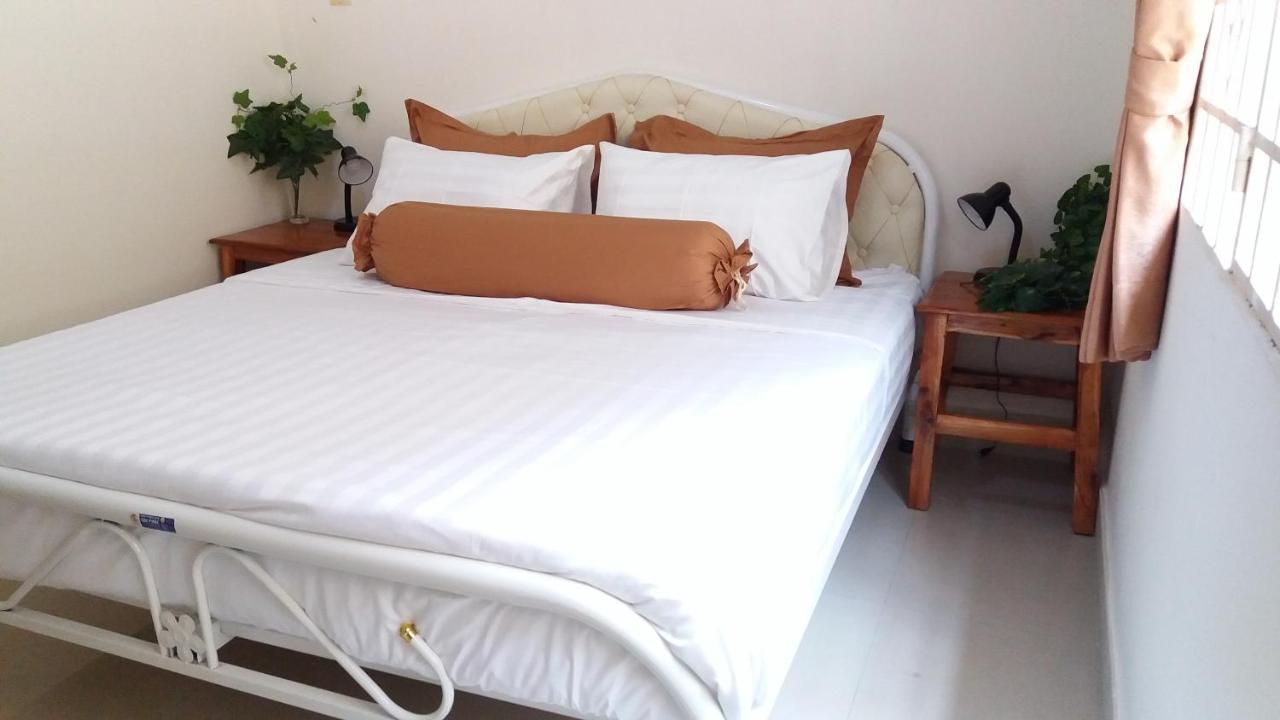 Dutch Hosted B&b, Abc Phnom Penh